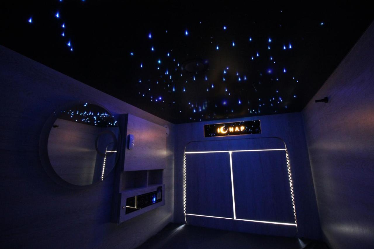 L'Etoile De Mer Mong Kok - Capsule Hotel Kowloon  Esterno foto