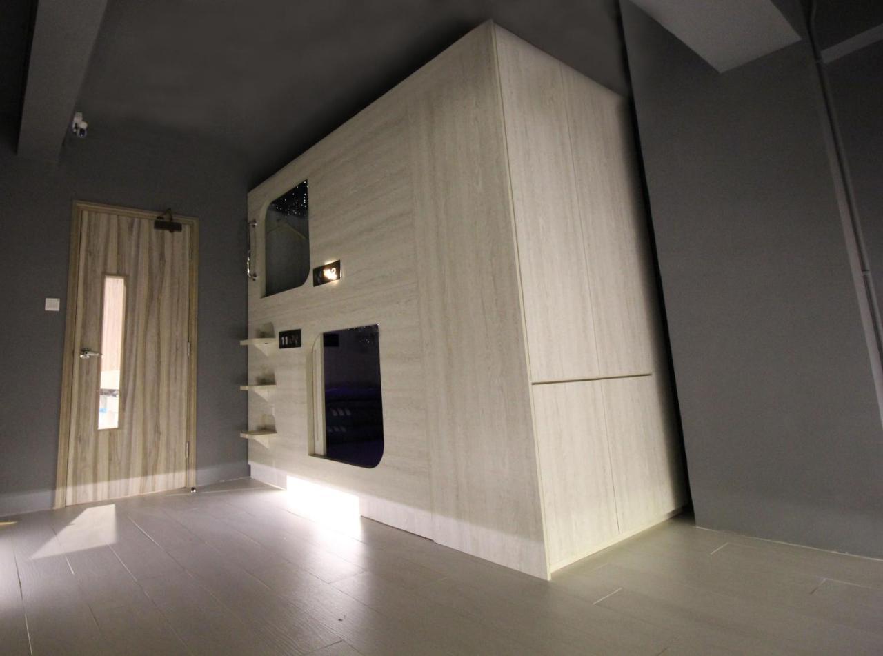 L'Etoile De Mer Mong Kok - Capsule Hotel Kowloon  Esterno foto